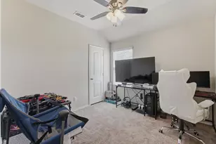 597 Creekview Dr, Azle, TX 76020 - Photo 18