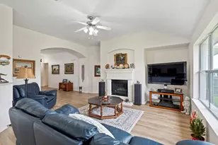 404 Dartmoor Dr, Celina, TX 75009 - Photo 4