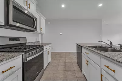 708 Basteen Lane, Justin, TX 76247 - Photo 4