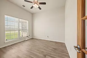 3201 White Horse Dr, Granbury, TX 76049 - Photo 4