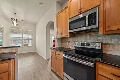 3201 White Horse Drive, Granbury, TX 76049 - Photo 12