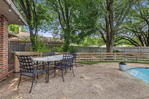 1500 Pickwick Ln, Denton, TX 76209 - Photo 30