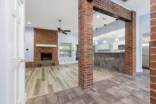 1500 Pickwick Ln, Denton, TX 76209 - Photo 6
