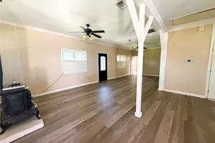 469 Pioneer Rd, Rhome, TX 76078 - Photo 10