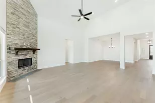 1033 Emerald Trce Dr, Justin, TX 76247 - Photo 12