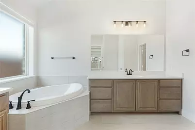 1033 Emerald Trace Drive, Justin, TX 76247 - Photo 26