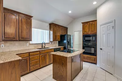313 Bricknell Drive, Coppell, TX 75019 - Photo 6
