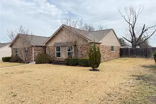 250 Barclay Ave, Coppell, TX 75019 - Photo 2