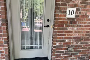 420 W Franklin St, Waxahachie, TX 75165 - Photo 2
