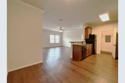 420 W Franklin Street #10, Waxahachie, TX 75165 - Photo 6