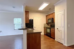 420 W Franklin St, Waxahachie, TX 75165 - Photo 8
