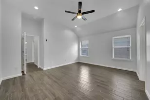 2068 Pecan Creek Dr, Mesquite, TX 75181 - Photo 10