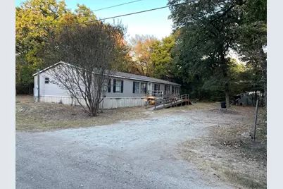 136 Coahoma Street, Mabank, TX 75156 - Photo 1