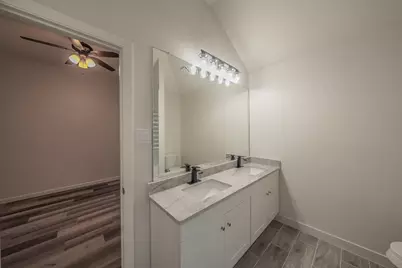 2711 Canterbury Street, Euless, TX 76039 - Photo 26