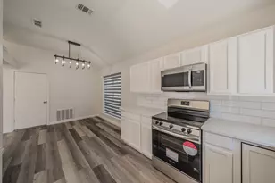2711 Canterbury St, Euless, TX 76039 - Photo 14
