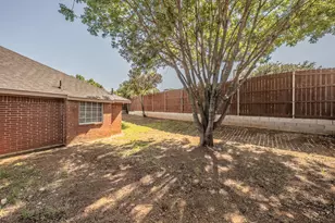 2711 Canterbury St, Euless, TX 76039 - Photo 30