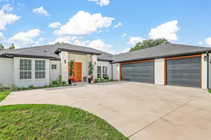 4013 Legend Trl, Granbury, TX 76049 - Photo 2