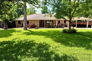 1035 Waterford Dr, Dallas, TX 75218 - Photo 2