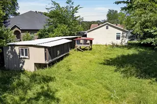 4001 S Peachtree Rd, Balch Springs, TX 75180 - Photo 12