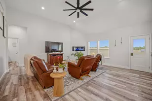 689 Dill Rd, Weatherford, TX 76085 - Photo 10
