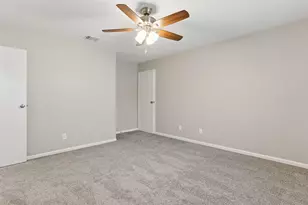 213 Teakwood Ln, Lewisville, TX 75067 - Photo 12