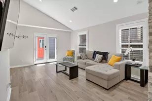 4315 Cabell Dr, Dallas, TX 75204 - Photo 20