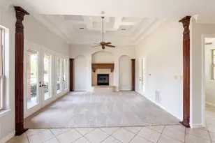 4201 Bluff View Dr, Granbury, TX 76048 - Photo 8