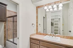 4201 Bluff View Dr, Granbury, TX 76048 - Photo 22