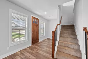 10907 Rochelle Ct, Grand Prairie, TX 76065 - Photo 6