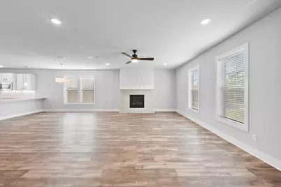 10907 Rochelle Court, Grand Prairie, TX 76065 - Photo 12