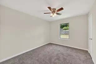 3200 S Meadow Dr, Fort Worth, TX 76133 - Photo 22