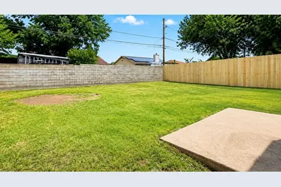 3200 S Meadow Drive, Fort Worth, TX 76133 - Photo 24