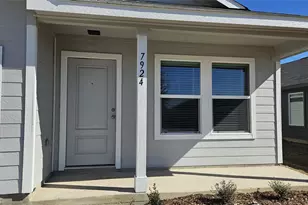 7924 Gilbert St, McKinney, TX 75071 - Photo 4