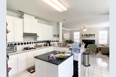9224 Longview Drive, Plano, TX 75025 - Photo 6