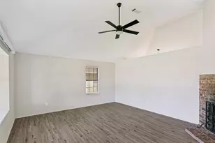 1311 Marigold Dr, Allen, TX 75002 - Photo 4