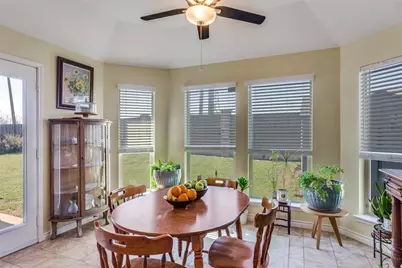 9209 Hunters Court, White Settlement, TX 76108 - Photo 8