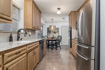 3615 Yorkshire Drive, Arlington, TX 76013 - Photo 12