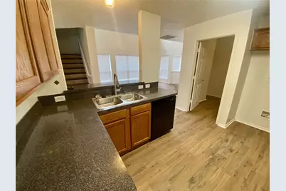 737 Eldorado Drive, DeSoto, TX 75115 - Photo 8