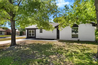 826 Johnnie Row, Seagoville, TX 75159 - Photo 2