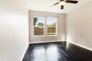 2028 E Jones St, Sherman, TX 75090 - Photo 12