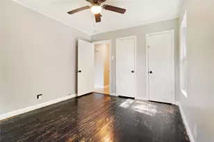 2028 E Jones St, Sherman, TX 75090 - Photo 14