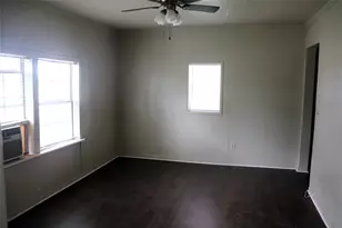2510 Gilmer St, Caddo Mills, TX 75135 - Photo 2