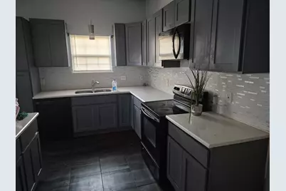 2815 Avenue E, Fort Worth, TX 76105 - Photo 2