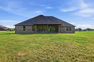 1101 W Iberian Ct, Granbury, TX 76048 - Photo 28