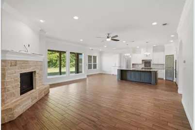 1101 W Iberian Court, Granbury, TX 76048 - Photo 10