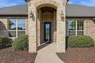 1101 W Iberian Court, Granbury, TX 76048 - Photo 6