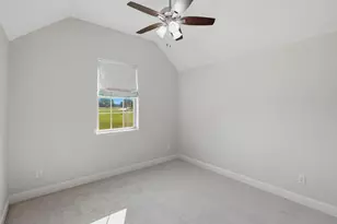 1101 W Iberian Ct, Granbury, TX 76048 - Photo 18