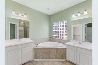 208 Red Wolf Lane, Red Oak, TX 75154 - Photo 24