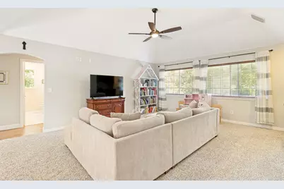 907 Parkwood Court, McKinney, TX 75072 - Photo 18