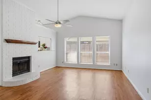 516 Winterwood Dr, Grapevine, TX 76051 - Photo 6